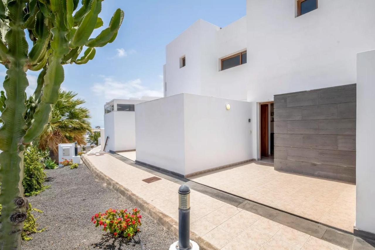 Апартаменты Modern Duplex In Puerto Del Carmen Тиас Экстерьер фото